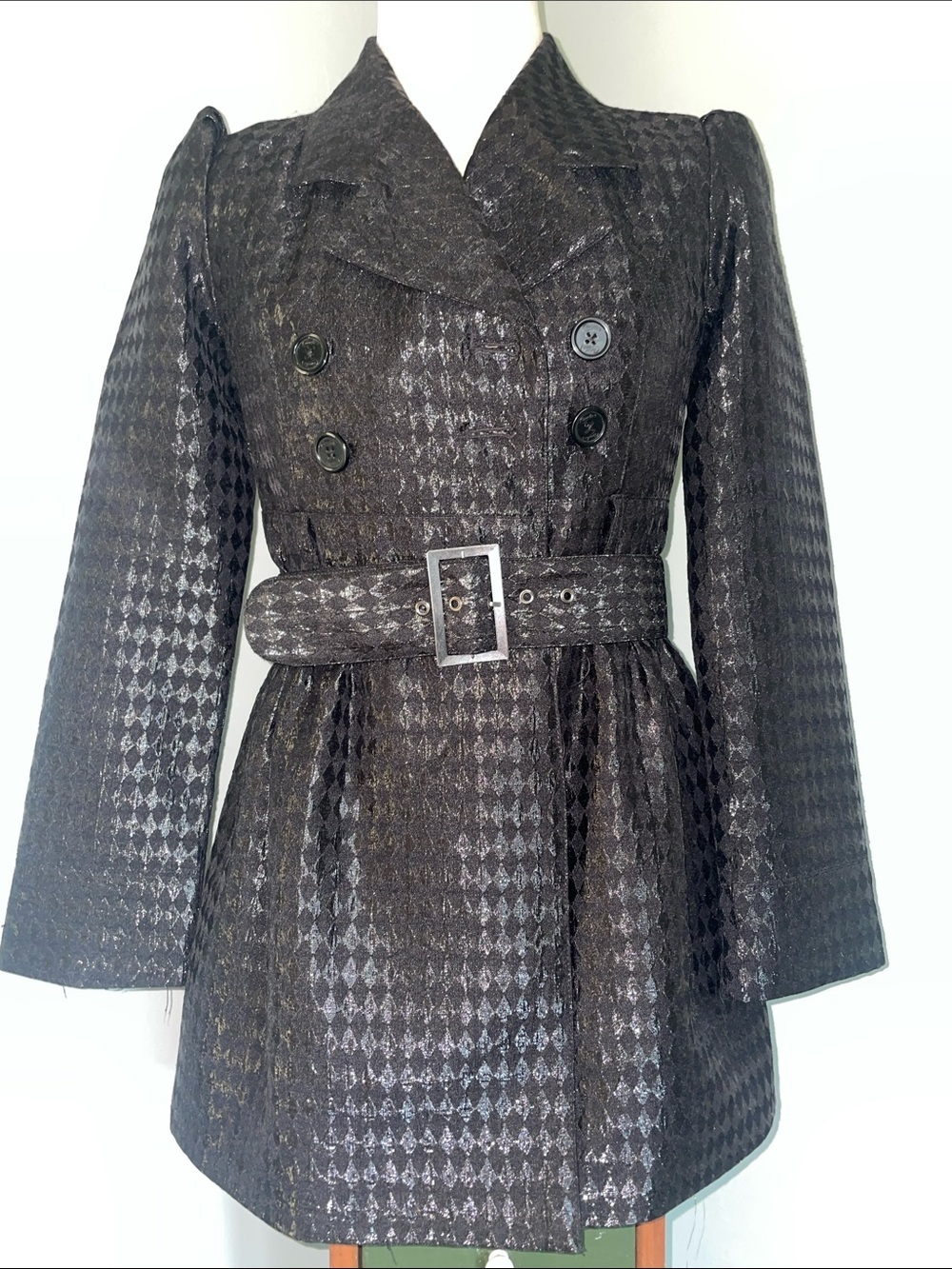 Candie's Black Textured Jacket with Subtle Shine. Y2K. Vintage. Size Small.